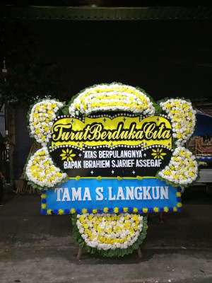 Papan Bunga Duka di Hubikosi
