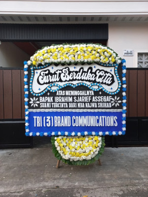 Papan Bunga Duka di Hubikosi